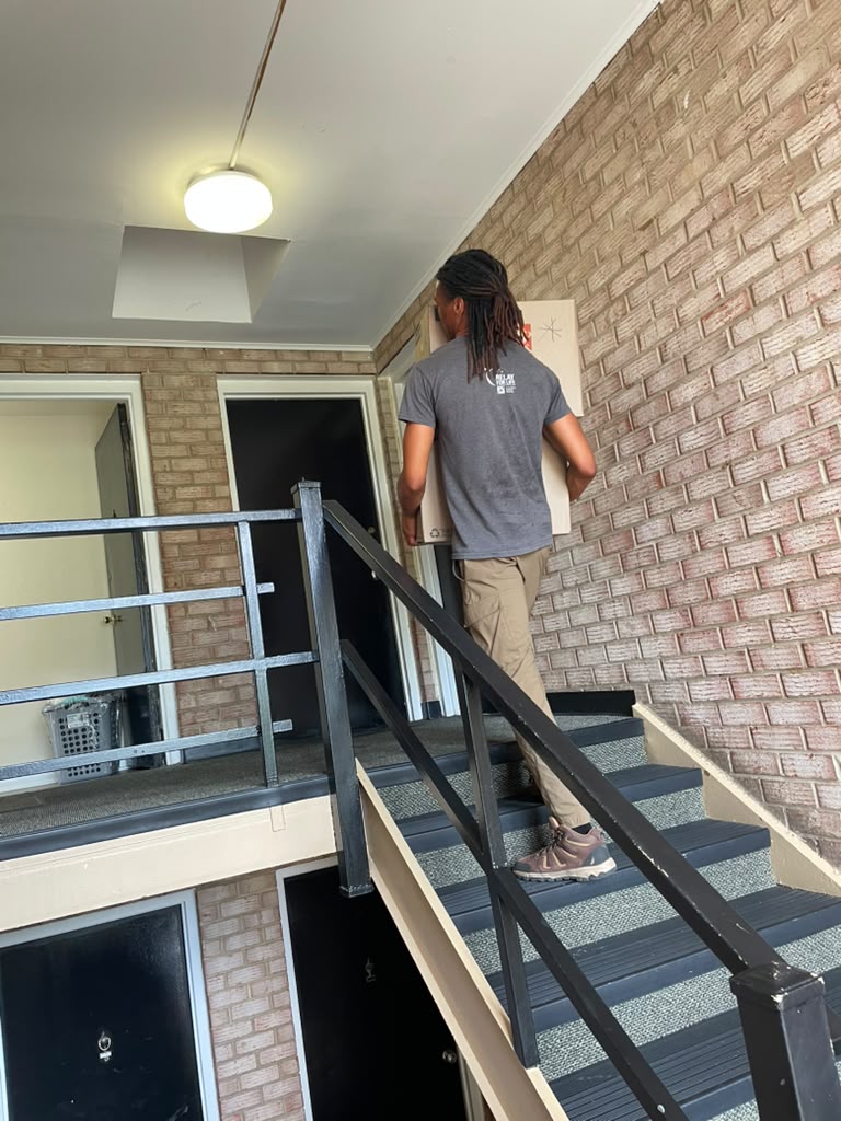francis moving & hauling service llc